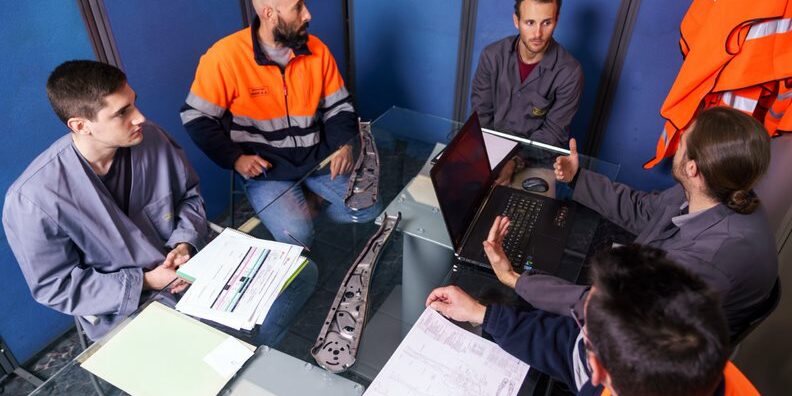 manufacturas-cruce-equipo